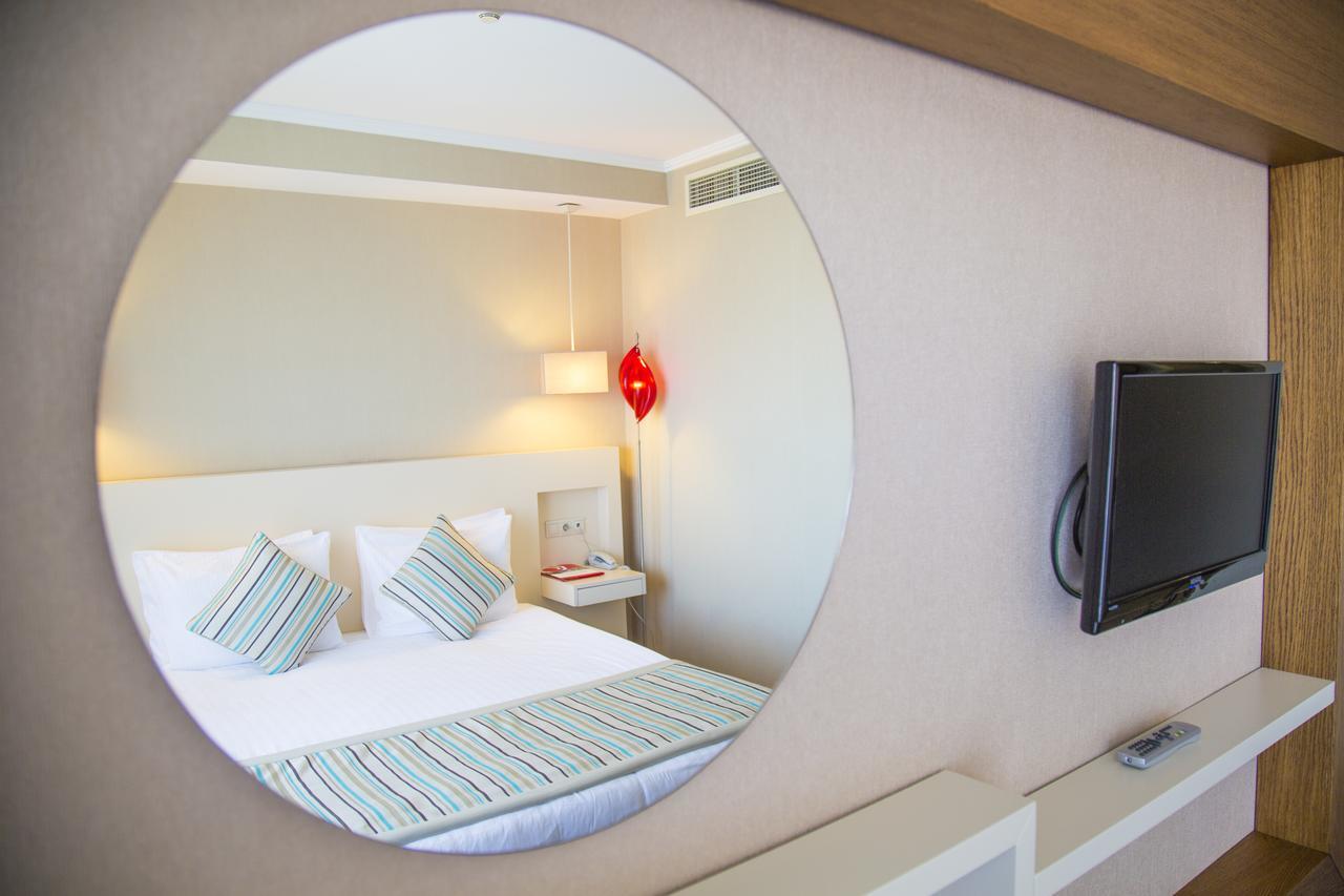 Sisus Hotel Çeşme Kültér fotó